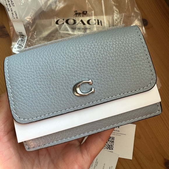 🥰 Coach Essential Mini Trifold Wallet - Picture 5 of 13
